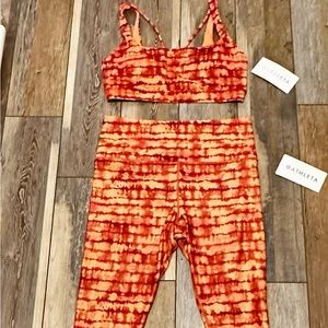 ATHLETA BRAND NEW WORKOUT SET CAPRIS & TOP. SIZE L